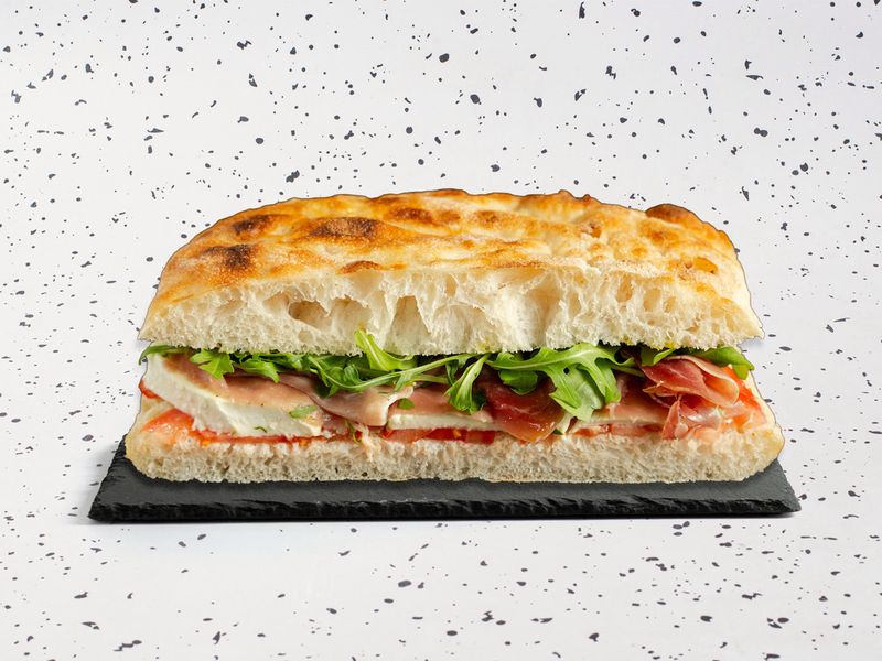 Focaccia Crudo